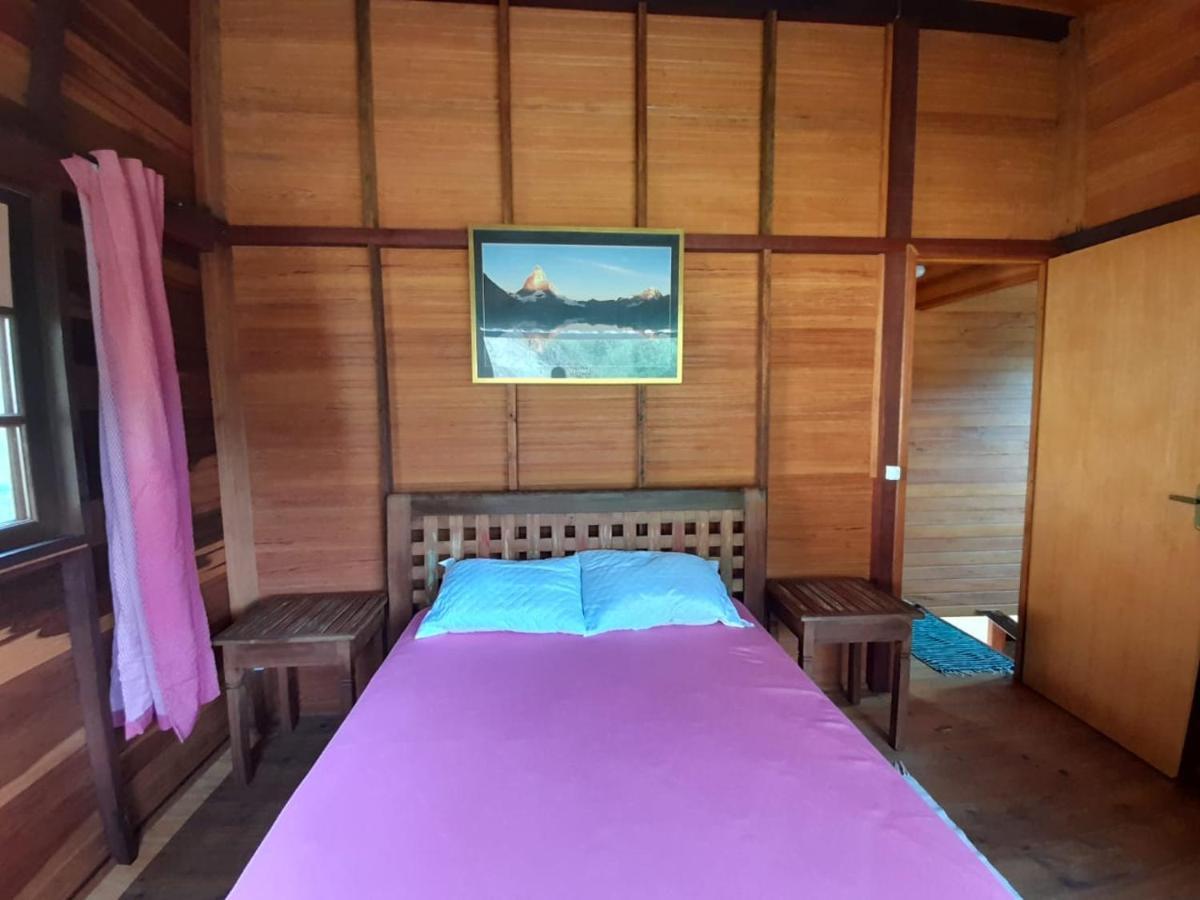 Villa Chale com agua de nascente e com vista panoramica Lumiar Esterno foto